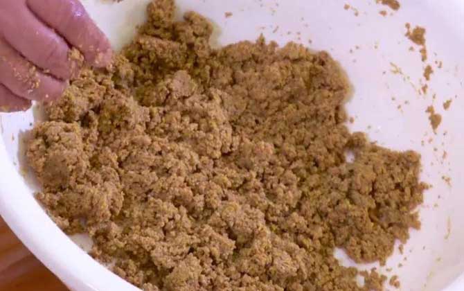饵料入水就化怎么办？有5个常见的原因，很多新手都容易犯！-第2张图片