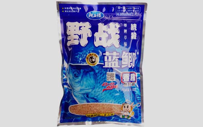 野战蓝鲫是什么饵料？龙王恨最经典的饵料，最适合用来野钓！-第4张图片